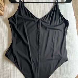 Aritzia - The Group Babaton thong bodysuit